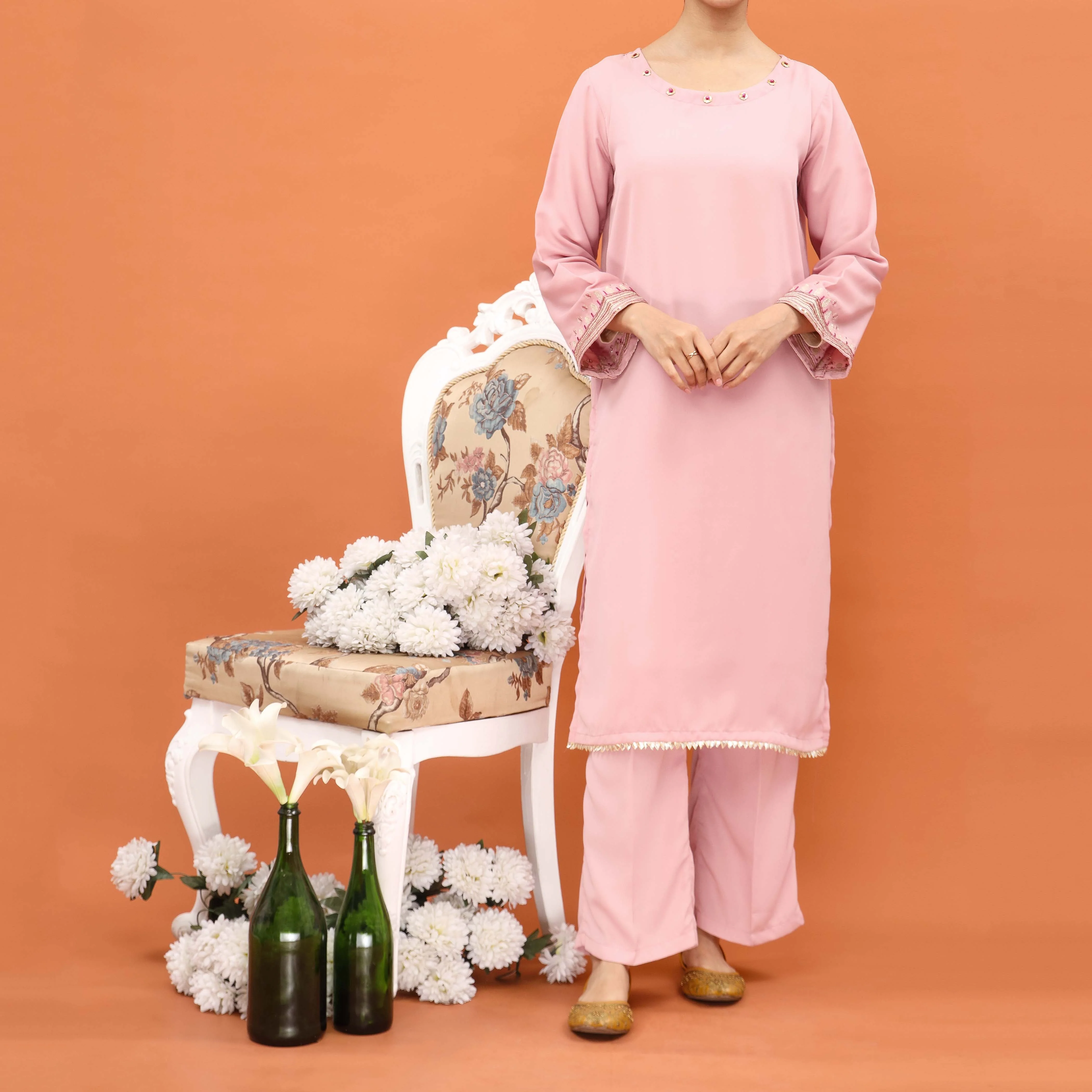 2PC- Embellished Grip Slik Suit PS5042