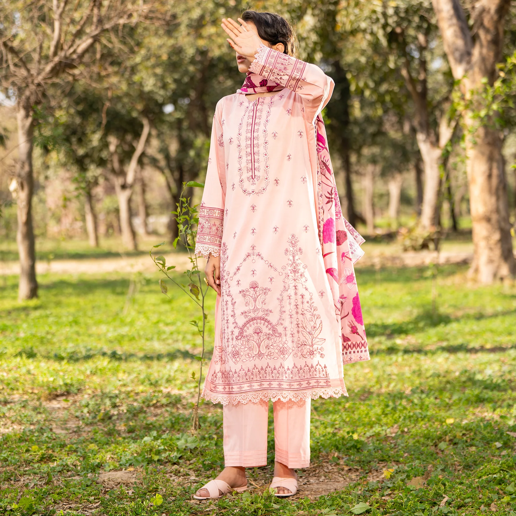 3PC- Unstitched Embroidered Lawn Suit US5352
