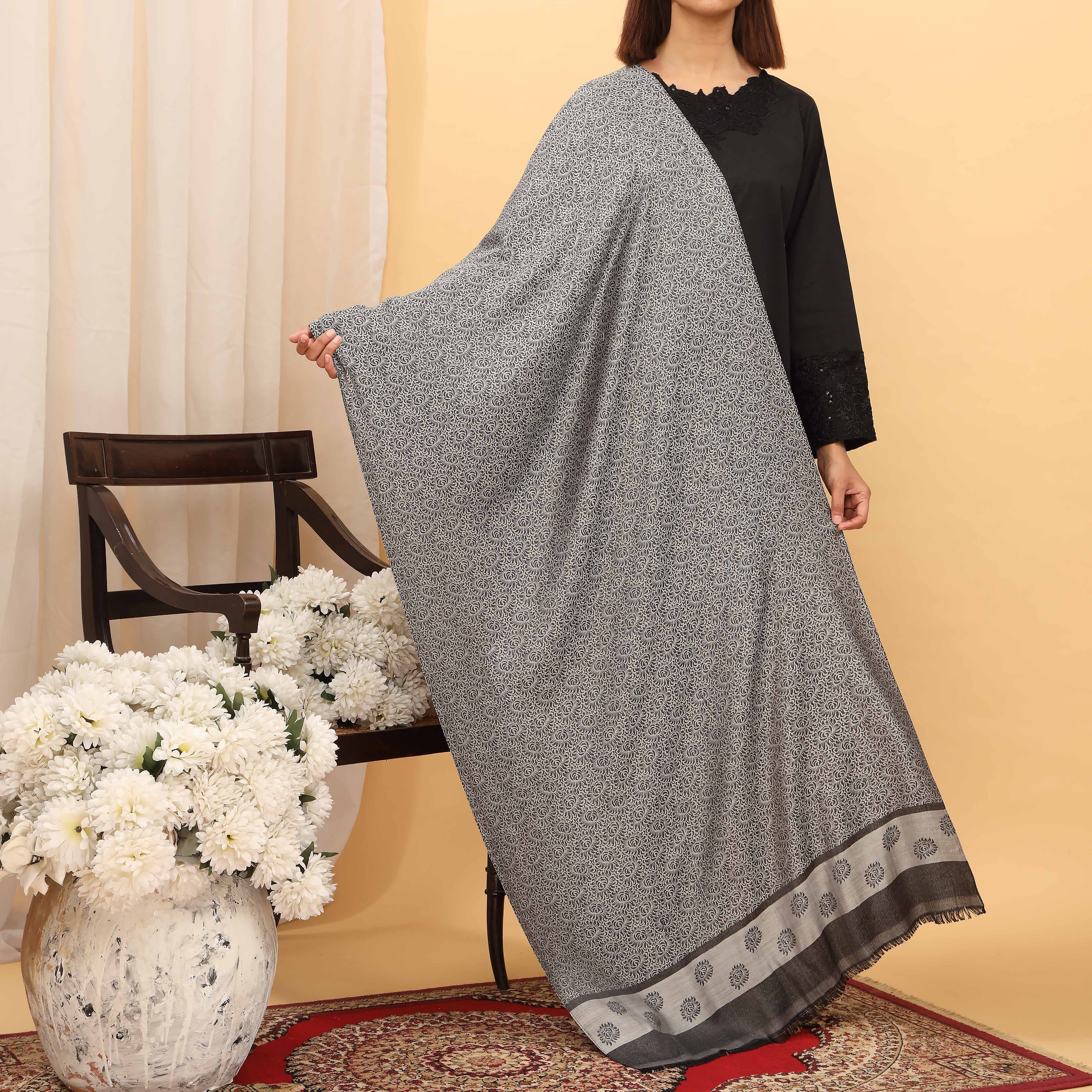 Black Summer Stole  PD5162