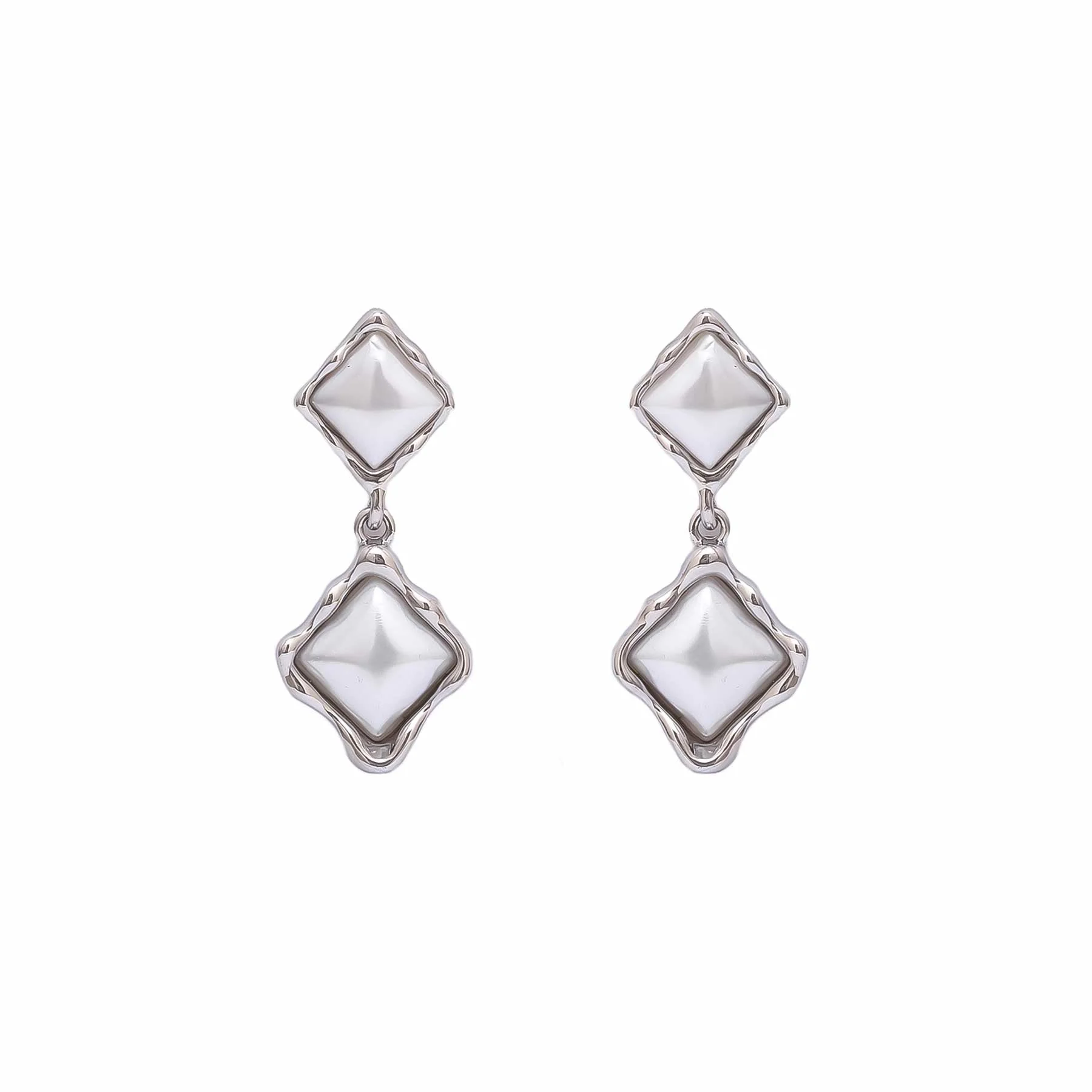 Earrings- T0397116
