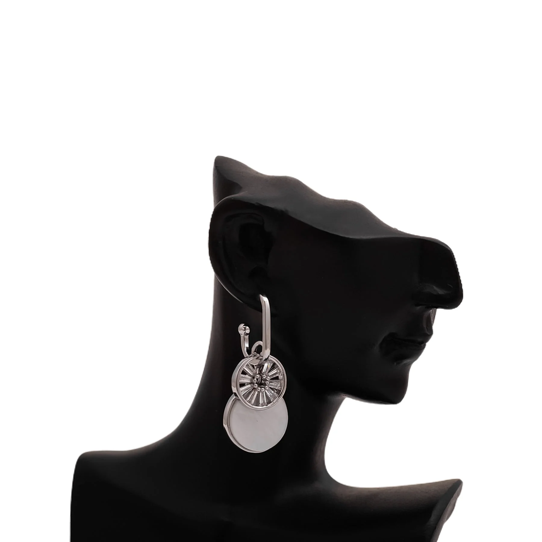 Earrings- J0599216