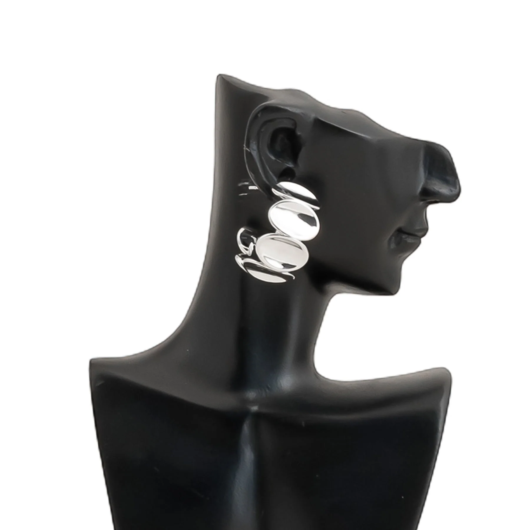 Earrings- J0602516