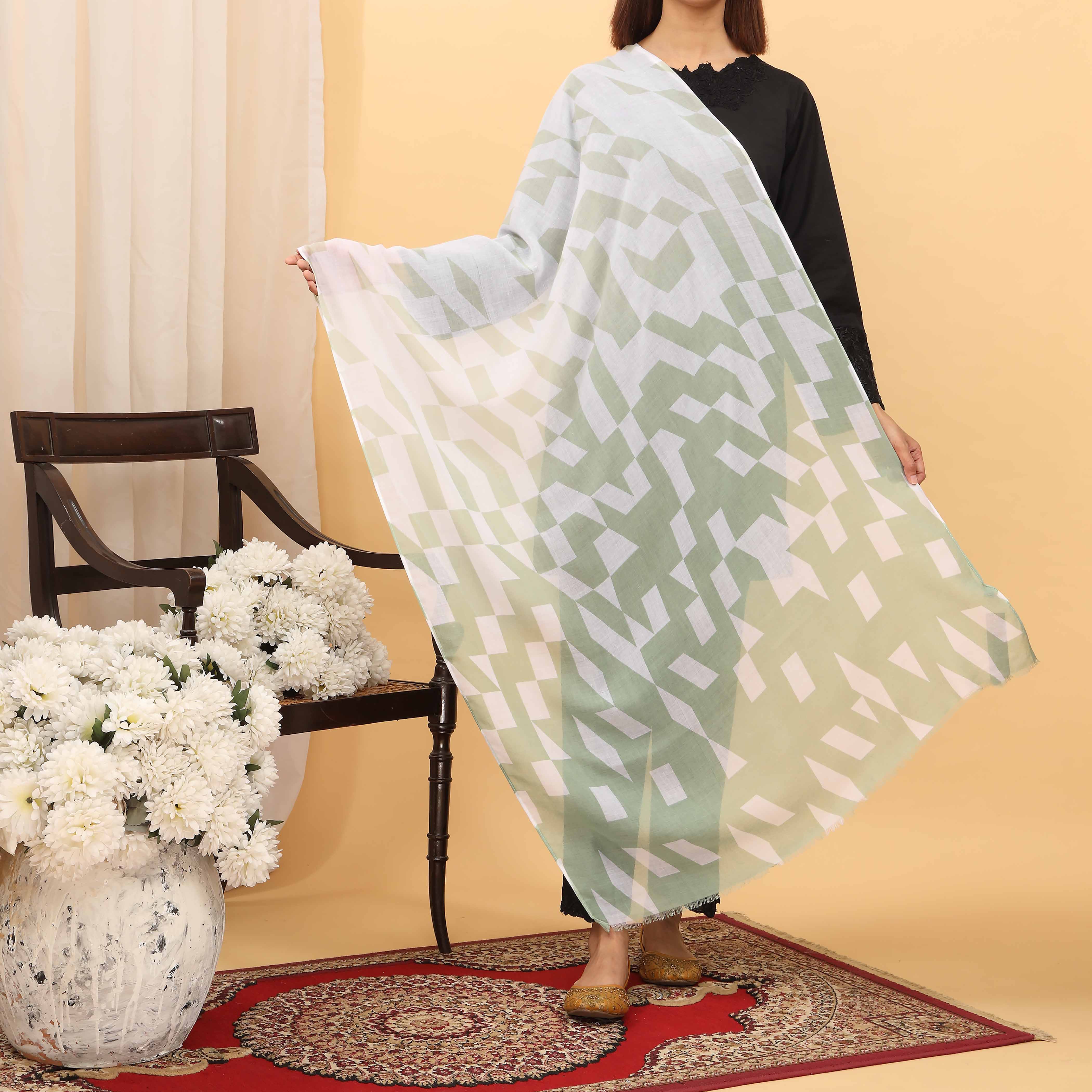 Green Summer Stole  PD5090